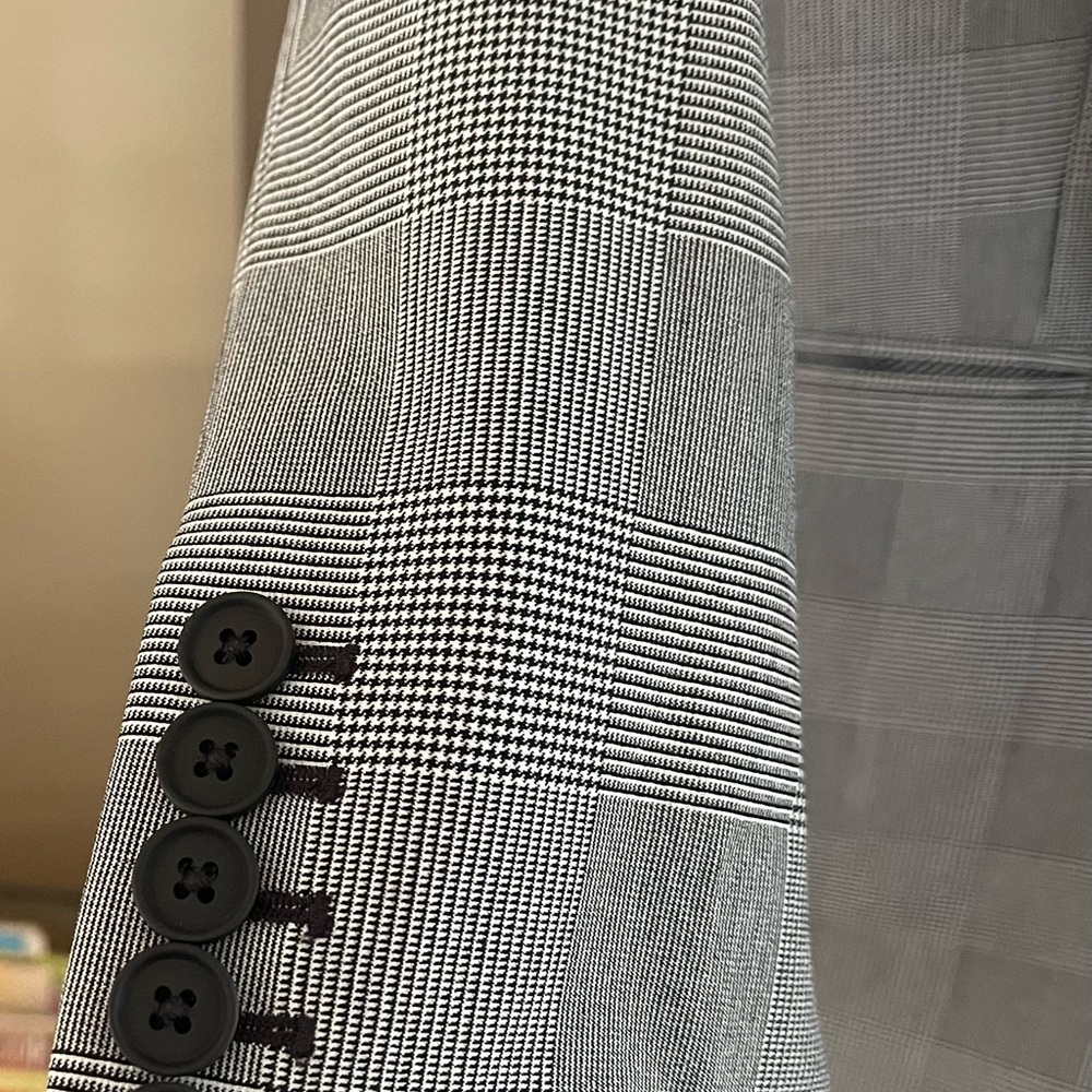 Express Blazer - Picture 4 of 8